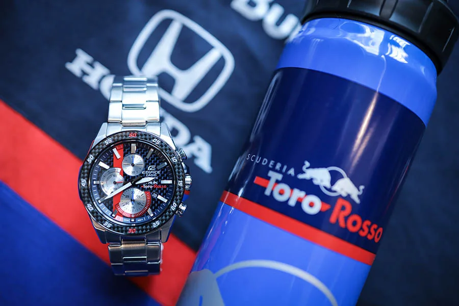 CASIO Edifice x Scuderia Toro Rosso
