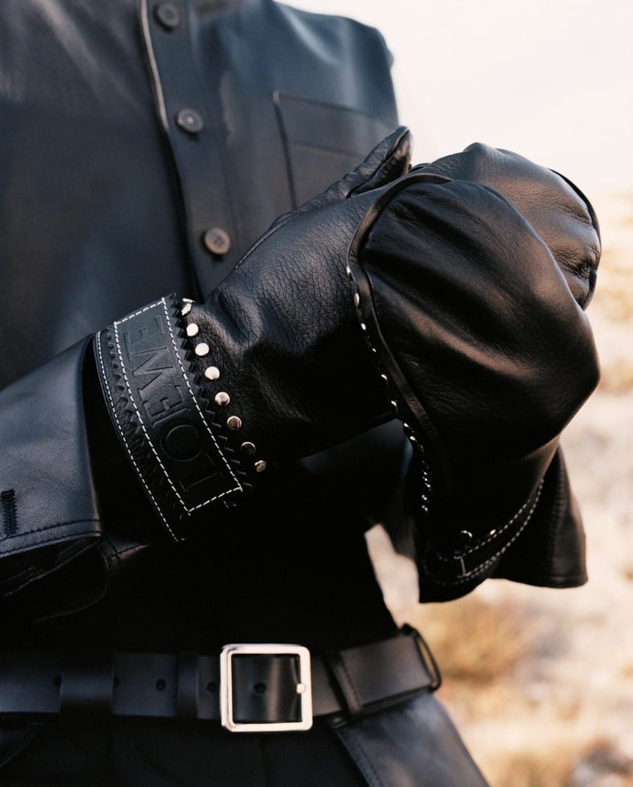 LOEWE Automne Hiver 2019 2020 par Tyler Mitchell 15 LOEWE Automne-Hiver 2019-2020 par Tyler Mitchell