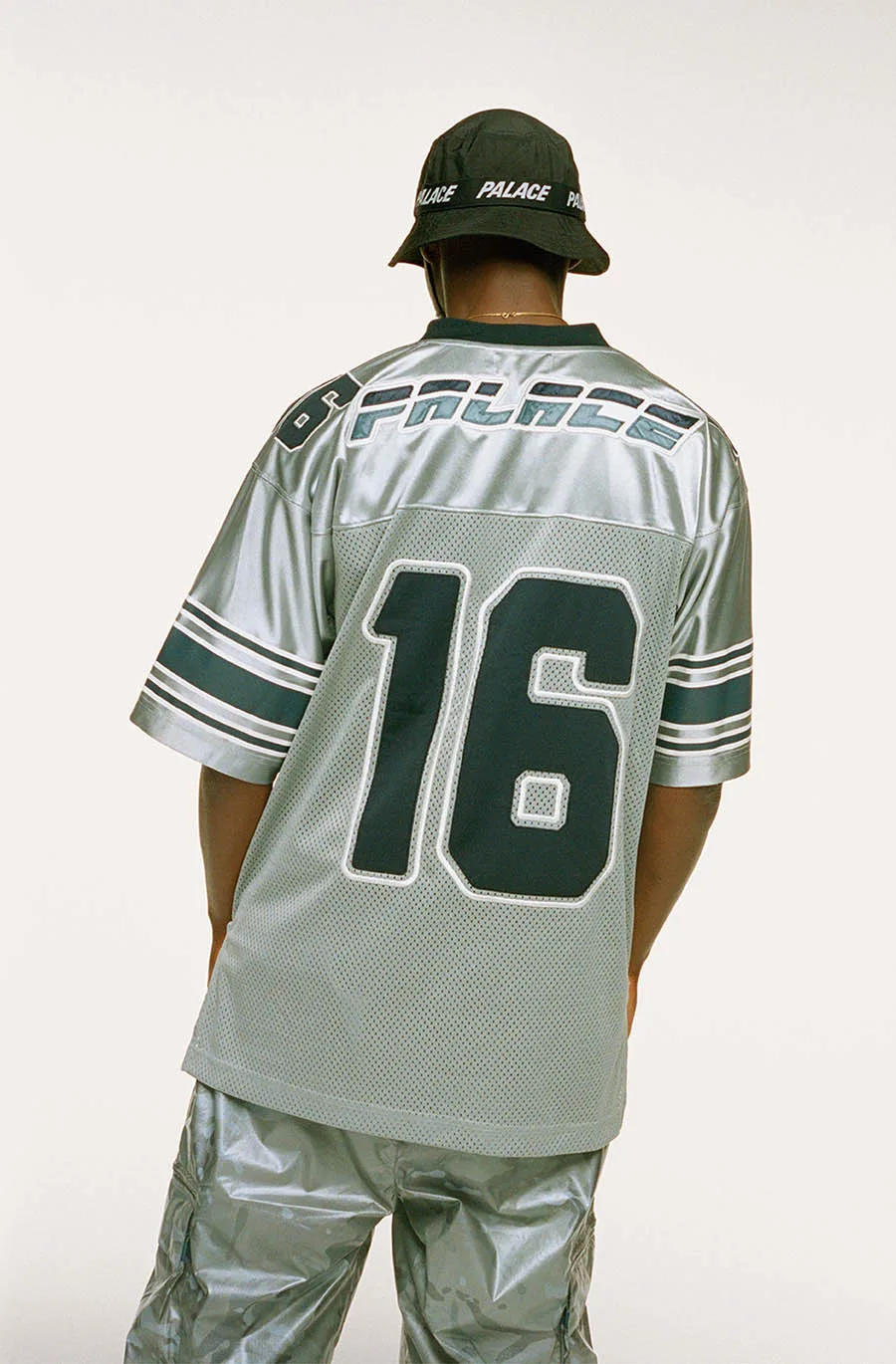 Palace Skateboards Lookbook Automne Hiver 2019 6 Palace Skateboards Lookbook Hiver 2019