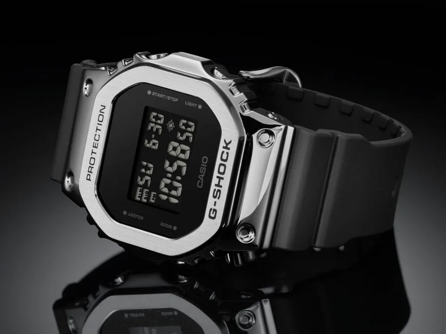 G-SHOCK GM-5600-1ER