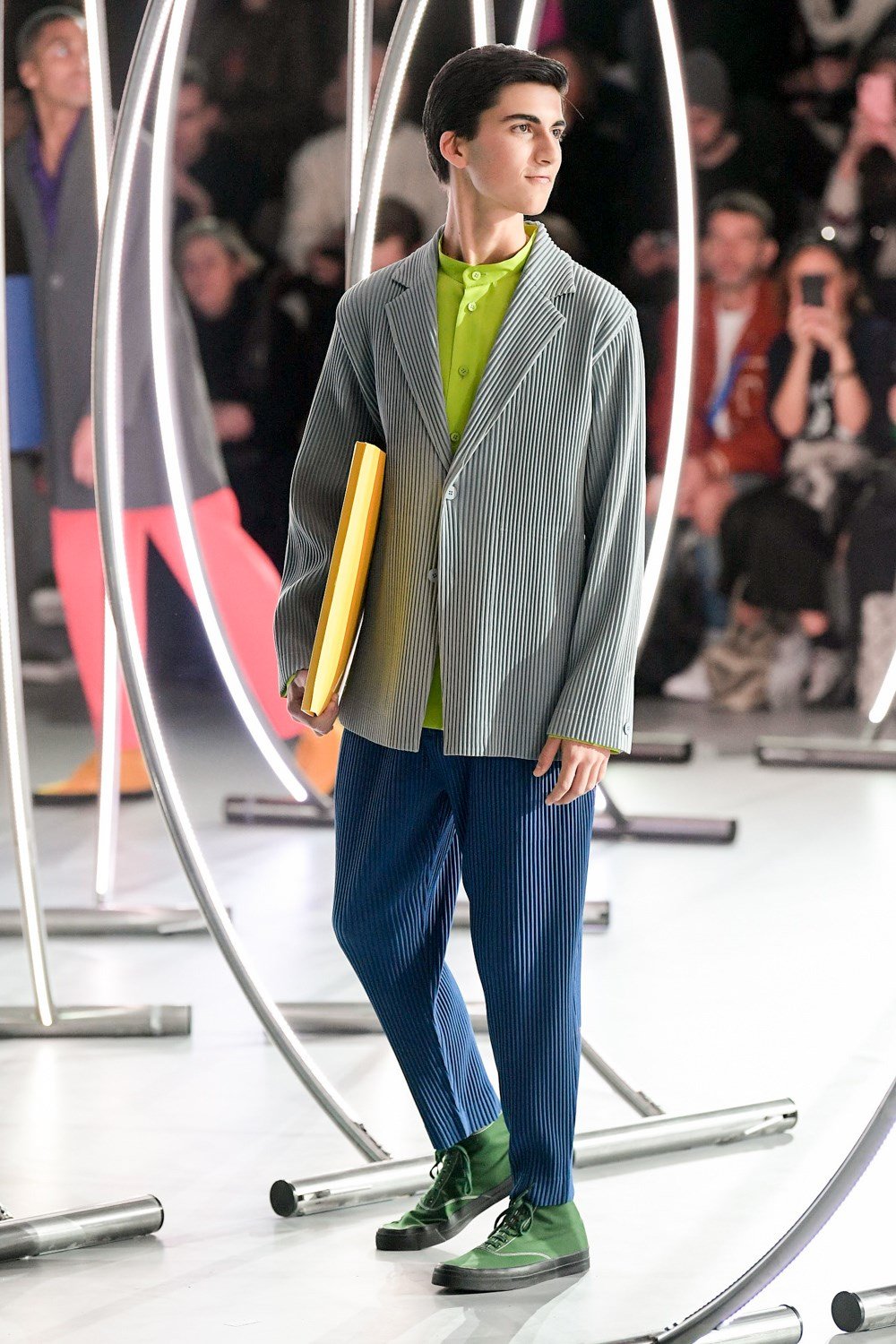 HOMME PLISSÉ ISSEY MIYAKE – Automne / Hiver 2020-2021 – Paris