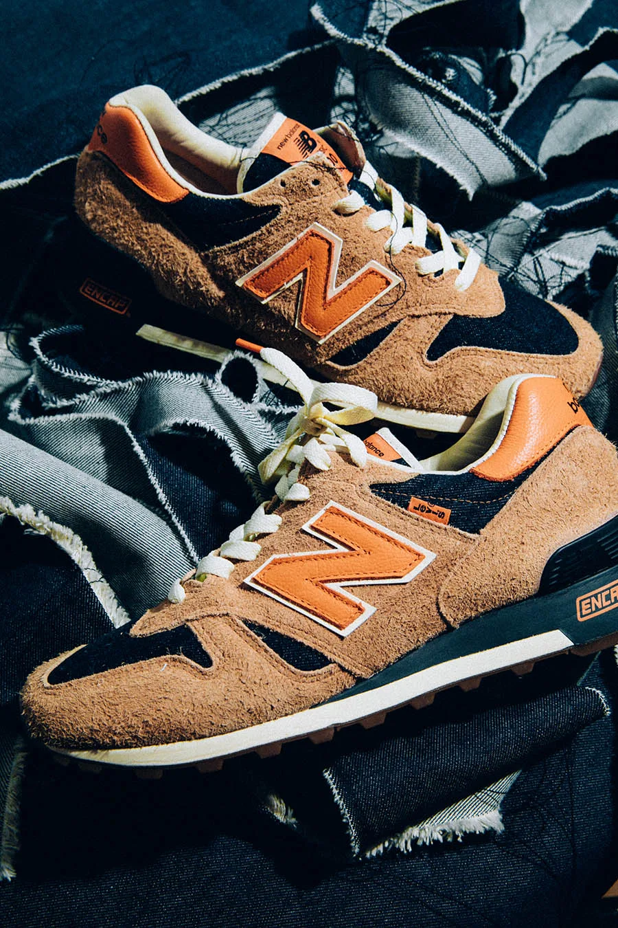 Levi's x New Balance 1300