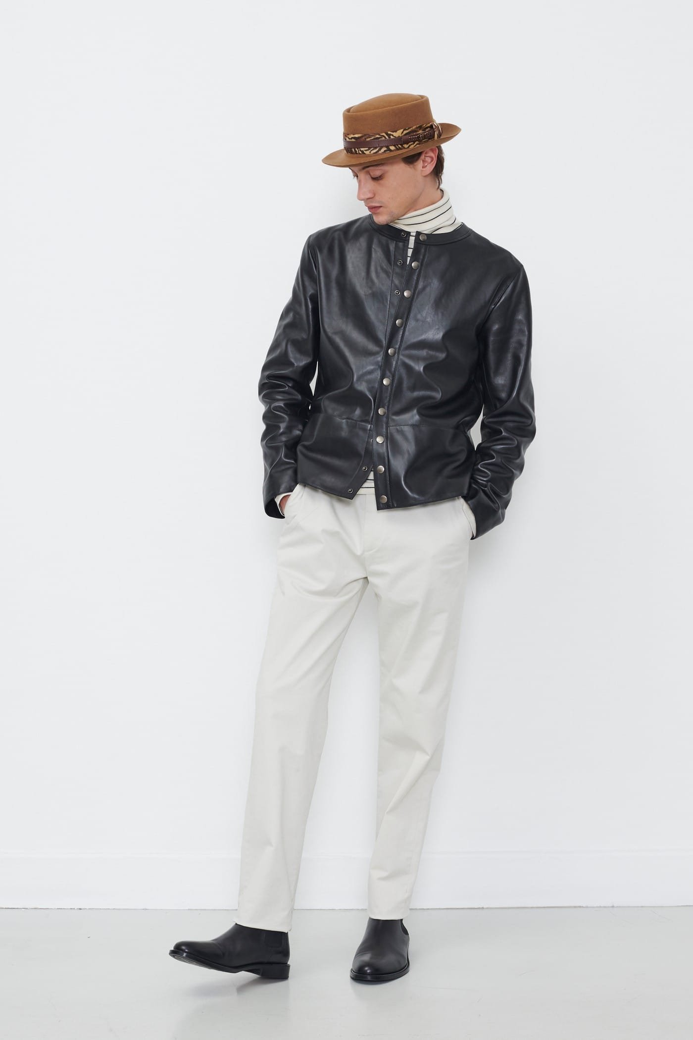 agnès b Automne Hiver 2020 2021 15 agnès b - Automne-Hiver 2020-2021