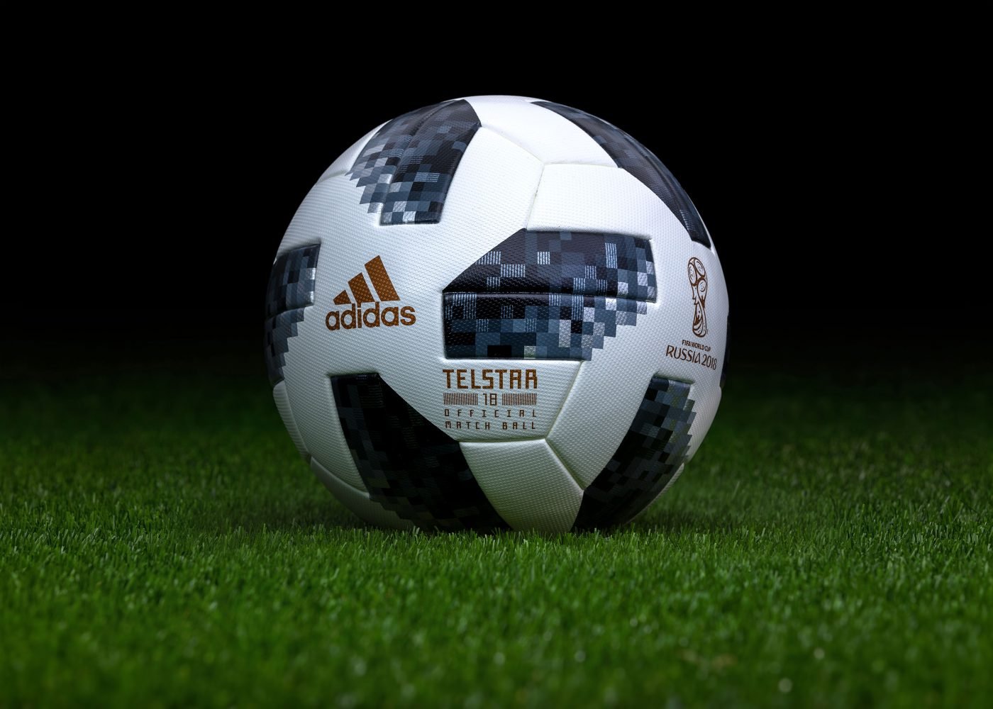 Retour sur un demi-siècle FIFA - adidas Telstar 18 Russie 2018