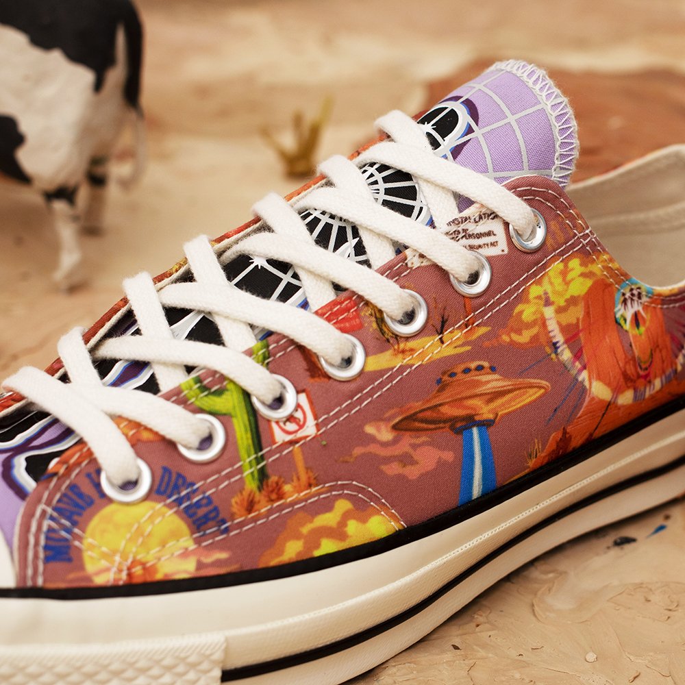 Converse Collection Twisted Resort