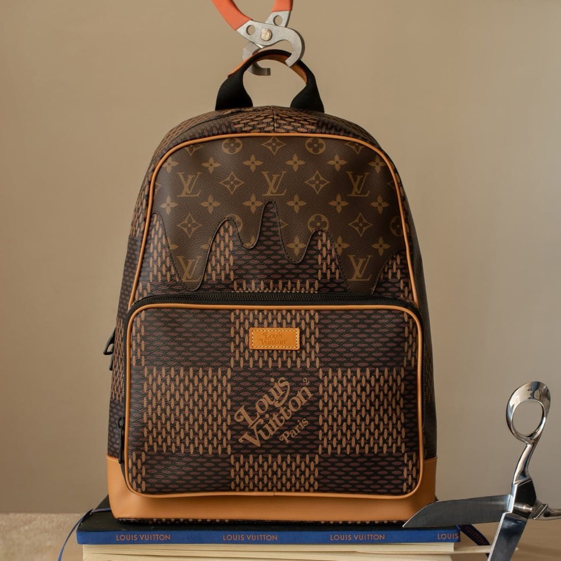 Nigo x Virgil Abloh Louis Vuitton LV² 6 Nigo x Virgil Abloh - Louis Vuitton LV²