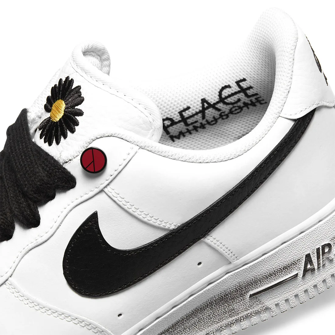 G-Dragon PEACEMINUSONE x Nike Air Force 1 "Para-noise 2"