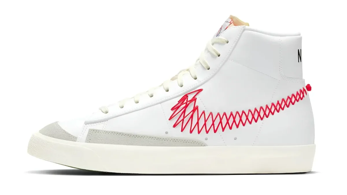 Nike Blazer Mid 77 Zig Zag Swoosh 1 La Nike Blazer Mid ’77 Vintage ressort le Swoosh en dents de scie, et c'est ce détail qui fait toute la différence