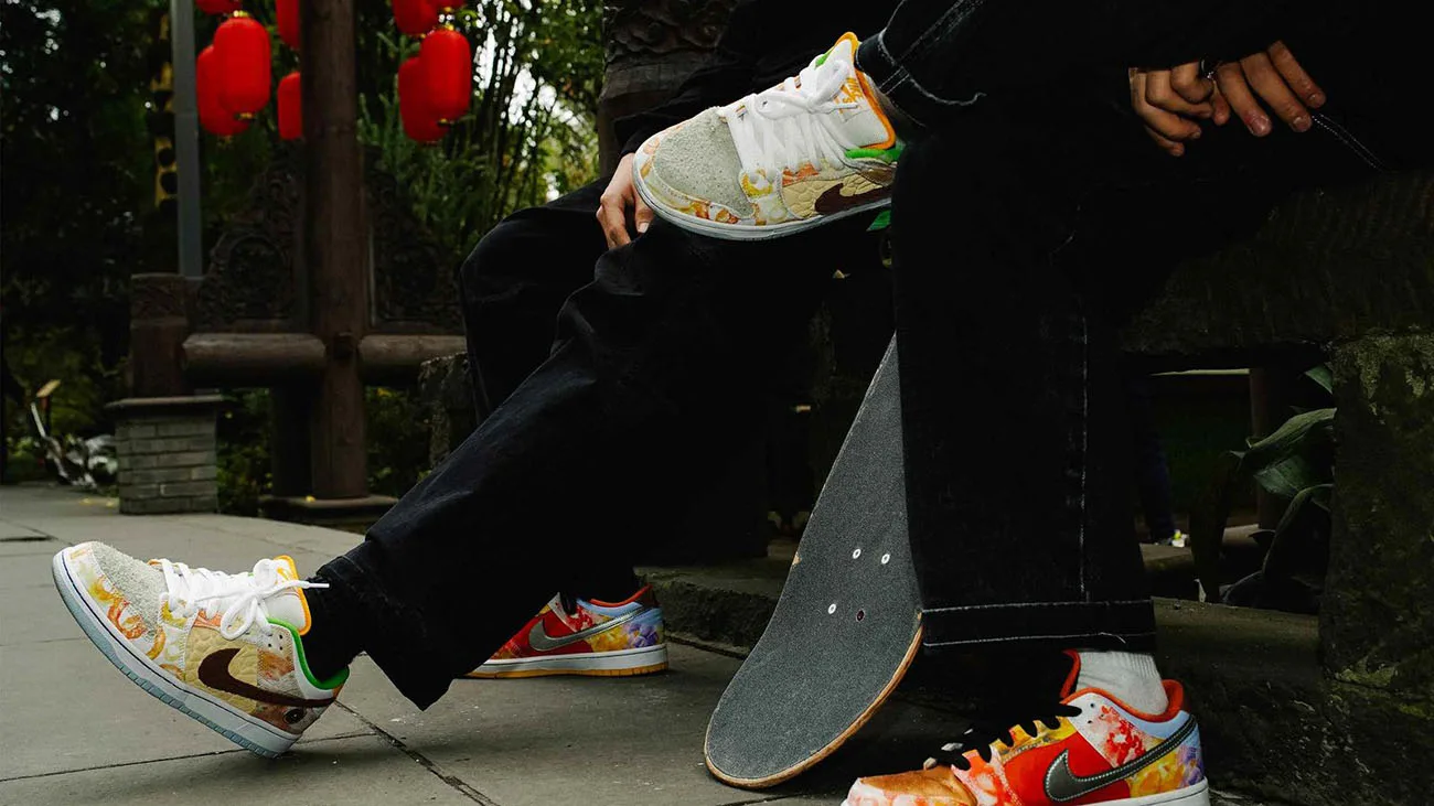 Nike SB Dunk Low Street Hawker