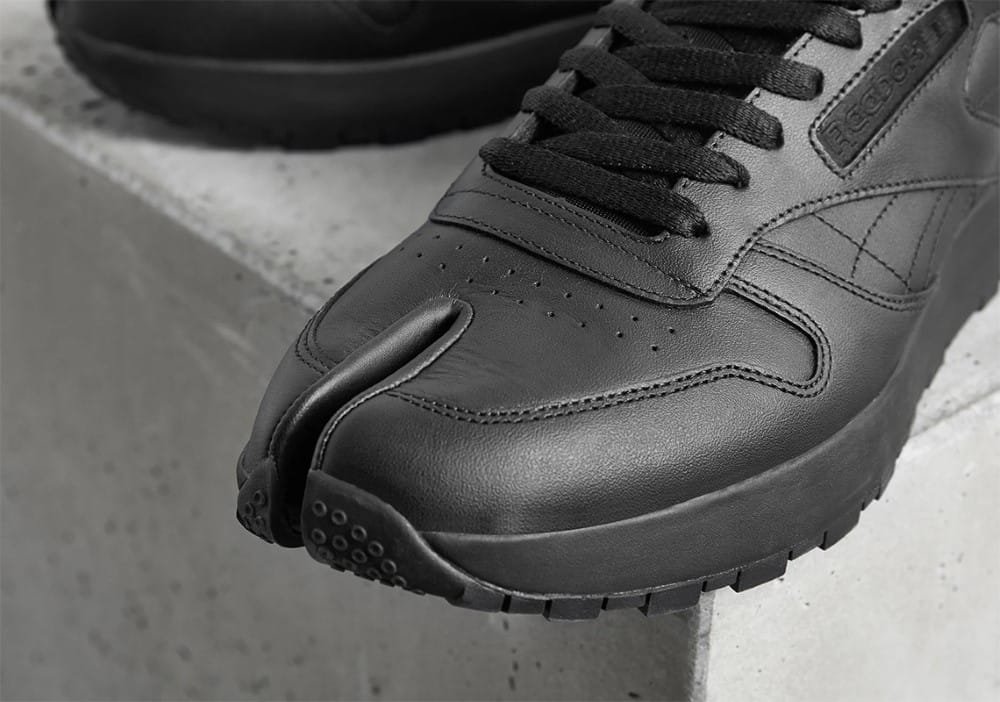 Maison Margiela x Reebok Classic Leather Tabi Black