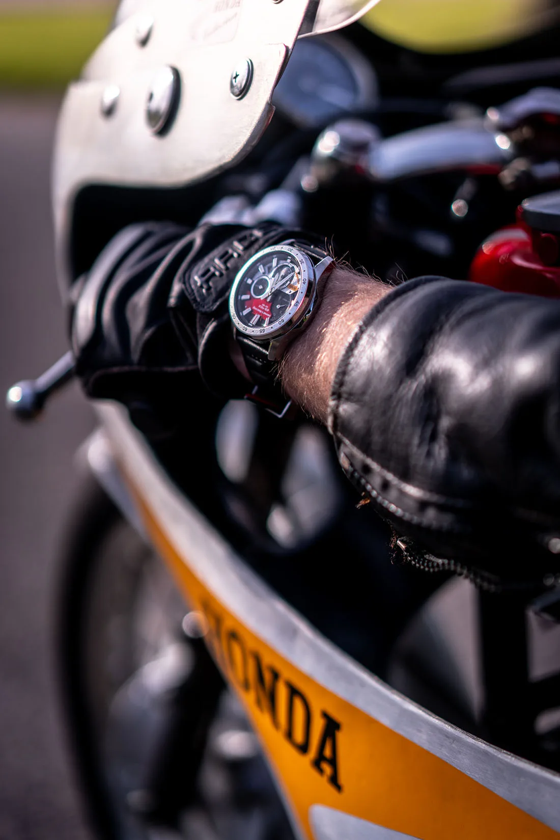 Honda Racing x CASIO EDIFICE EQS 930HR 4 Honda Racing x CASIO EDIFICE EQS-930HR