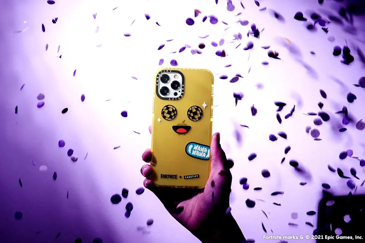 CASETiFY x Fortnite 1 CASETiFY x Fortnite : comment un skin de jeu vidéo est devenu un accessoire de mode à part entière
