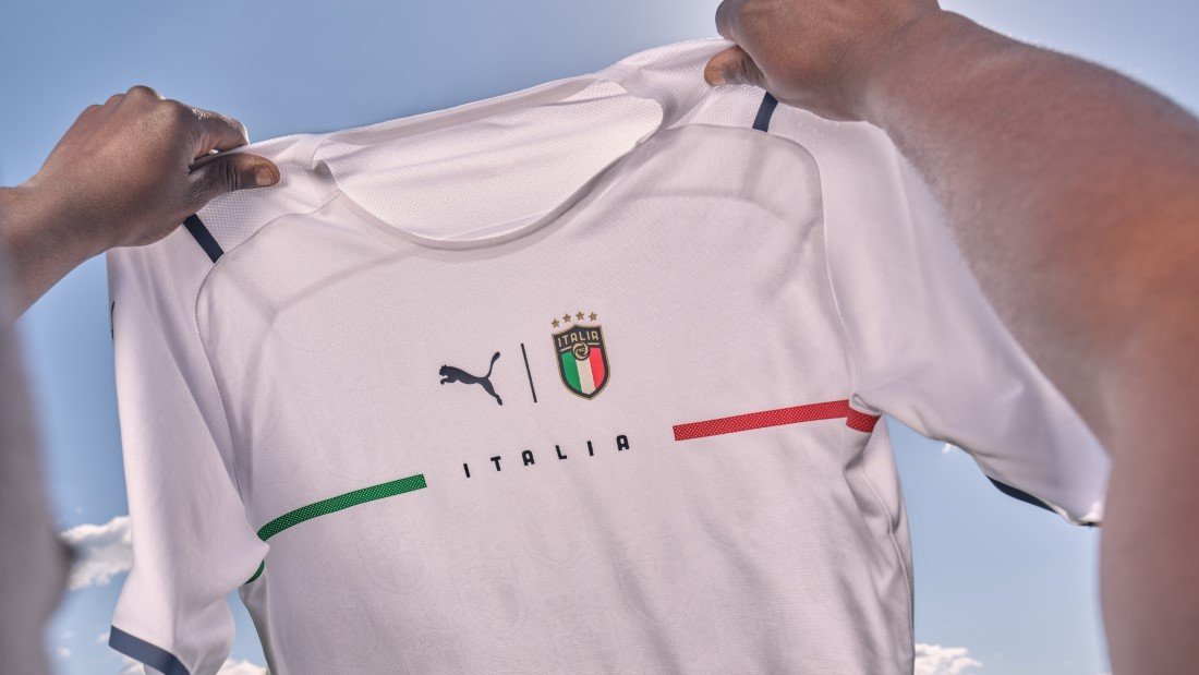 PUMA Football - Kit extérieur Euro 2021 - Italie