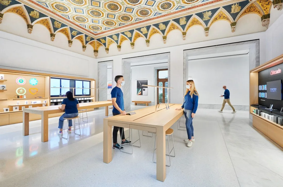 Apple Store Rome