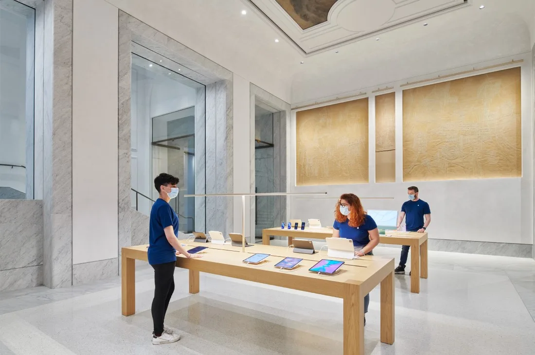 Apple Store Rome