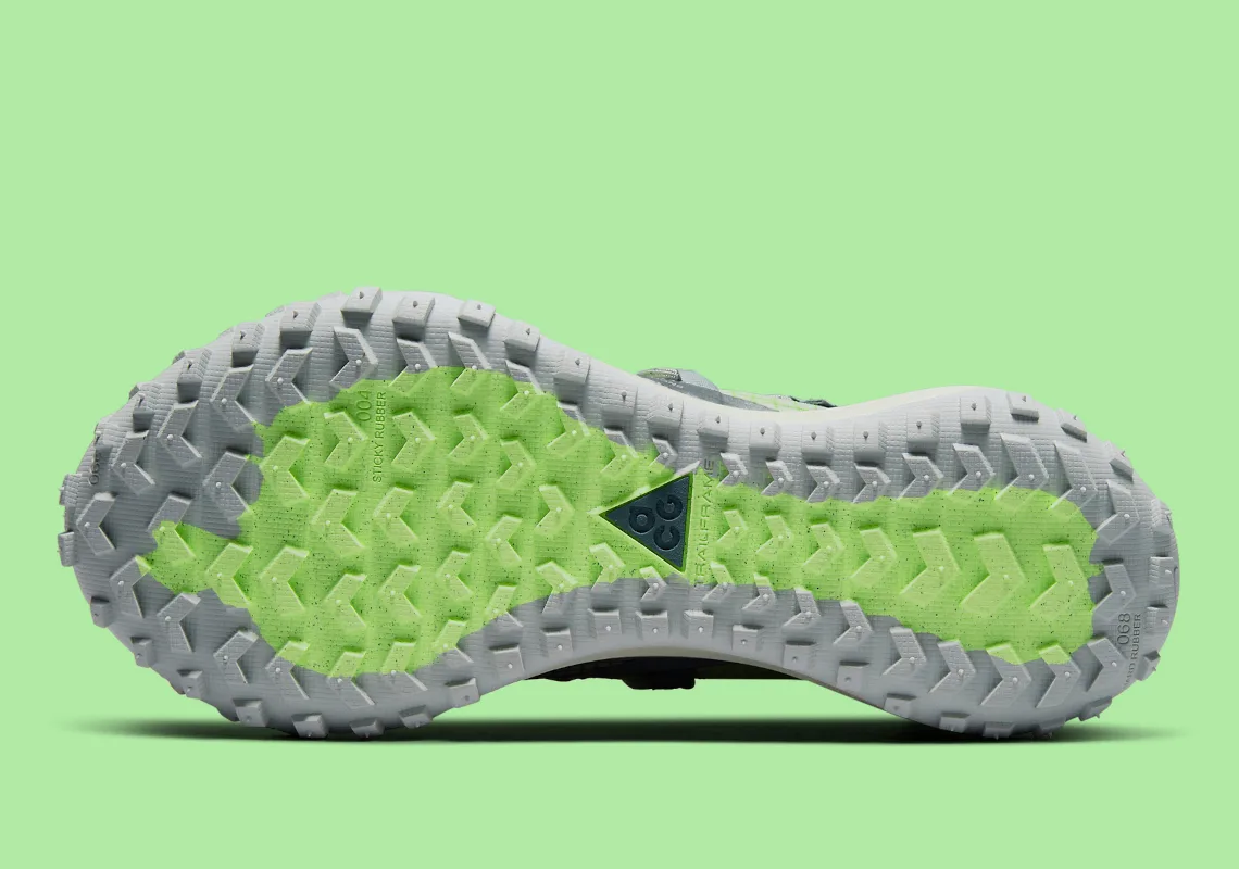 Nike ACG Mountain Fly Sea Glass Lime Blast 5 Nike ACG Mountain Fly "Sea Glass-Lime Blast"