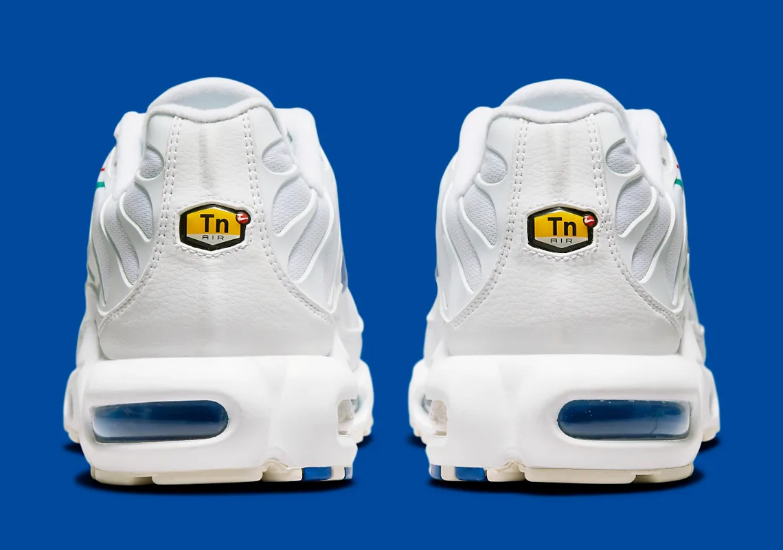 Nike Air Max Plus "Multi Swoosh"