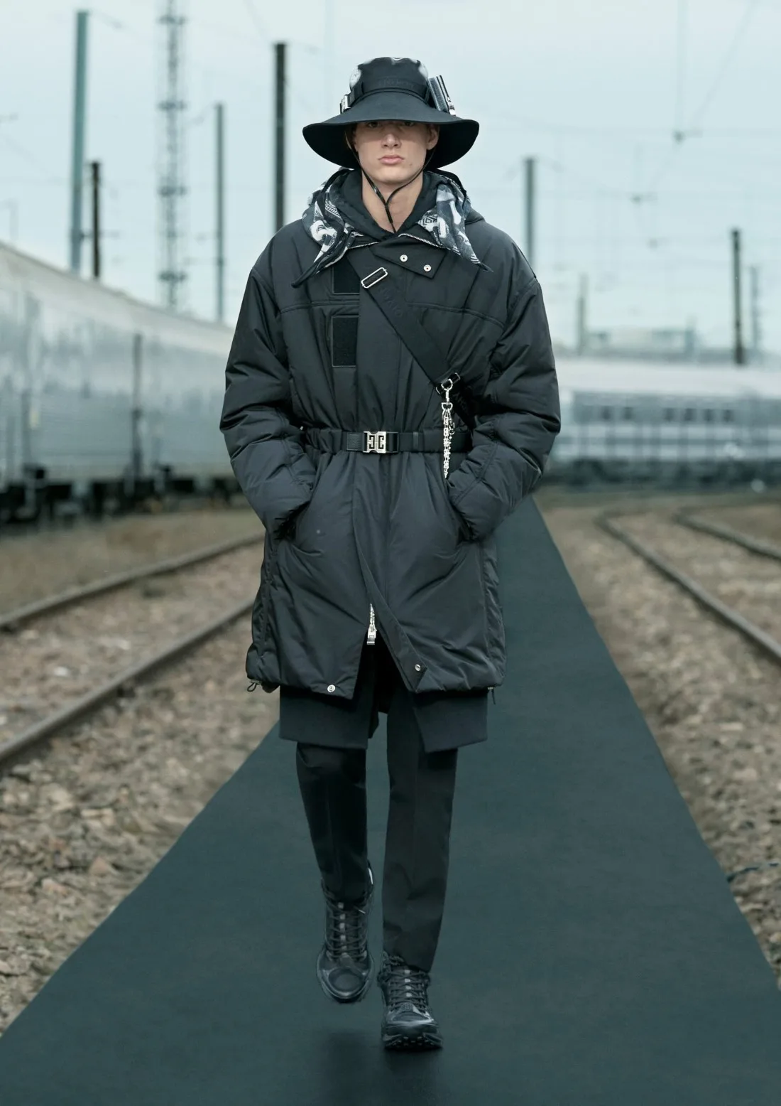 Givenchy Croisière 2022