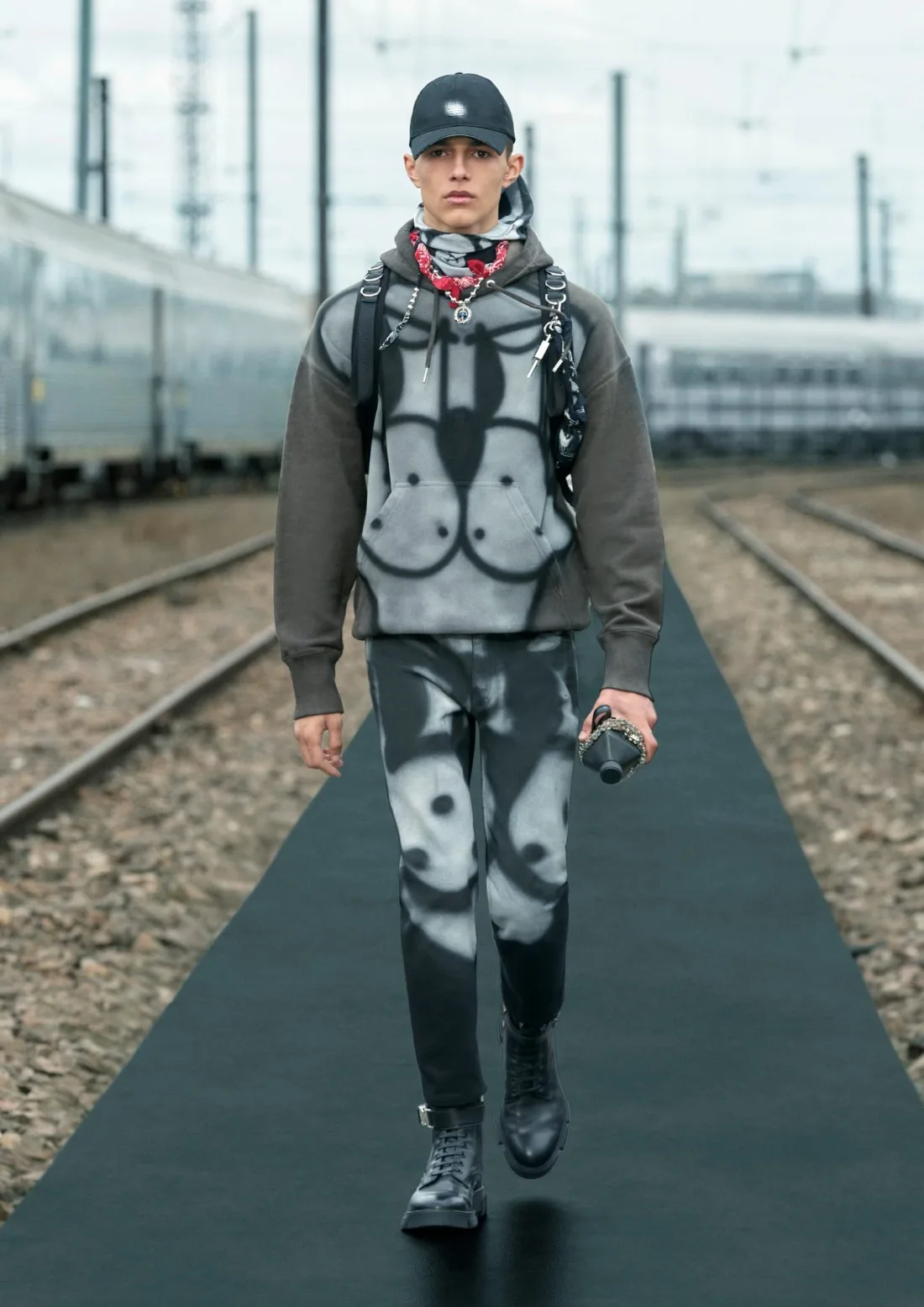 Givenchy Croisière 2022