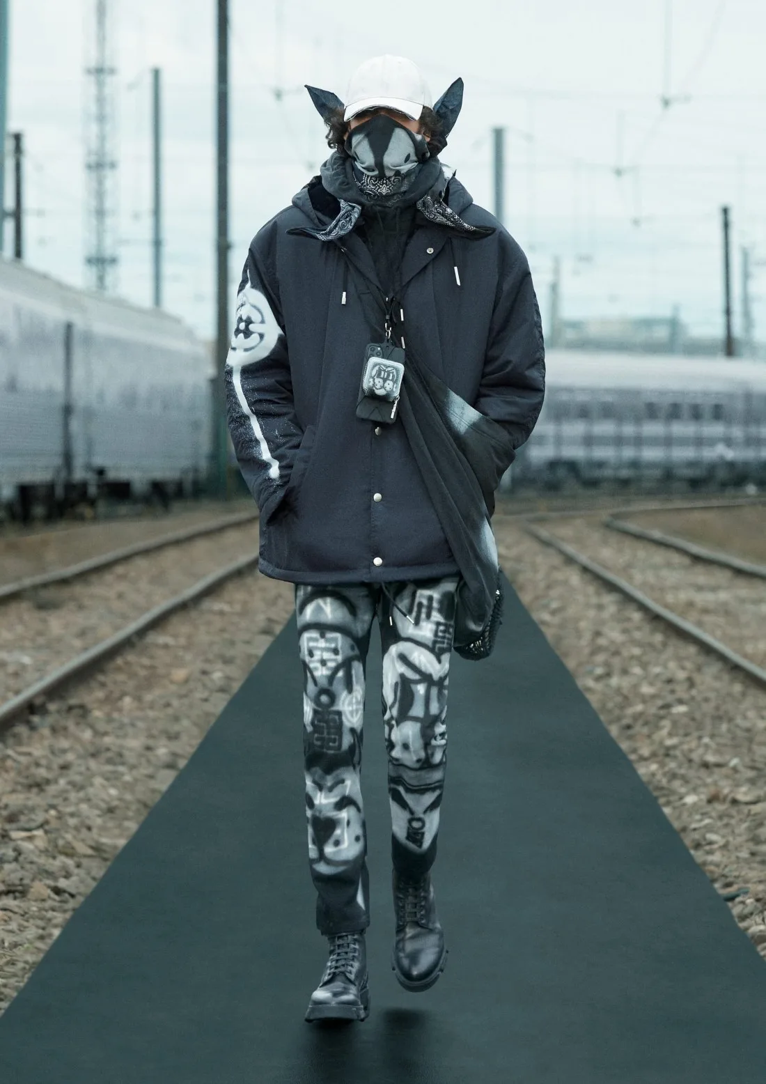 Givenchy Croisière 2022