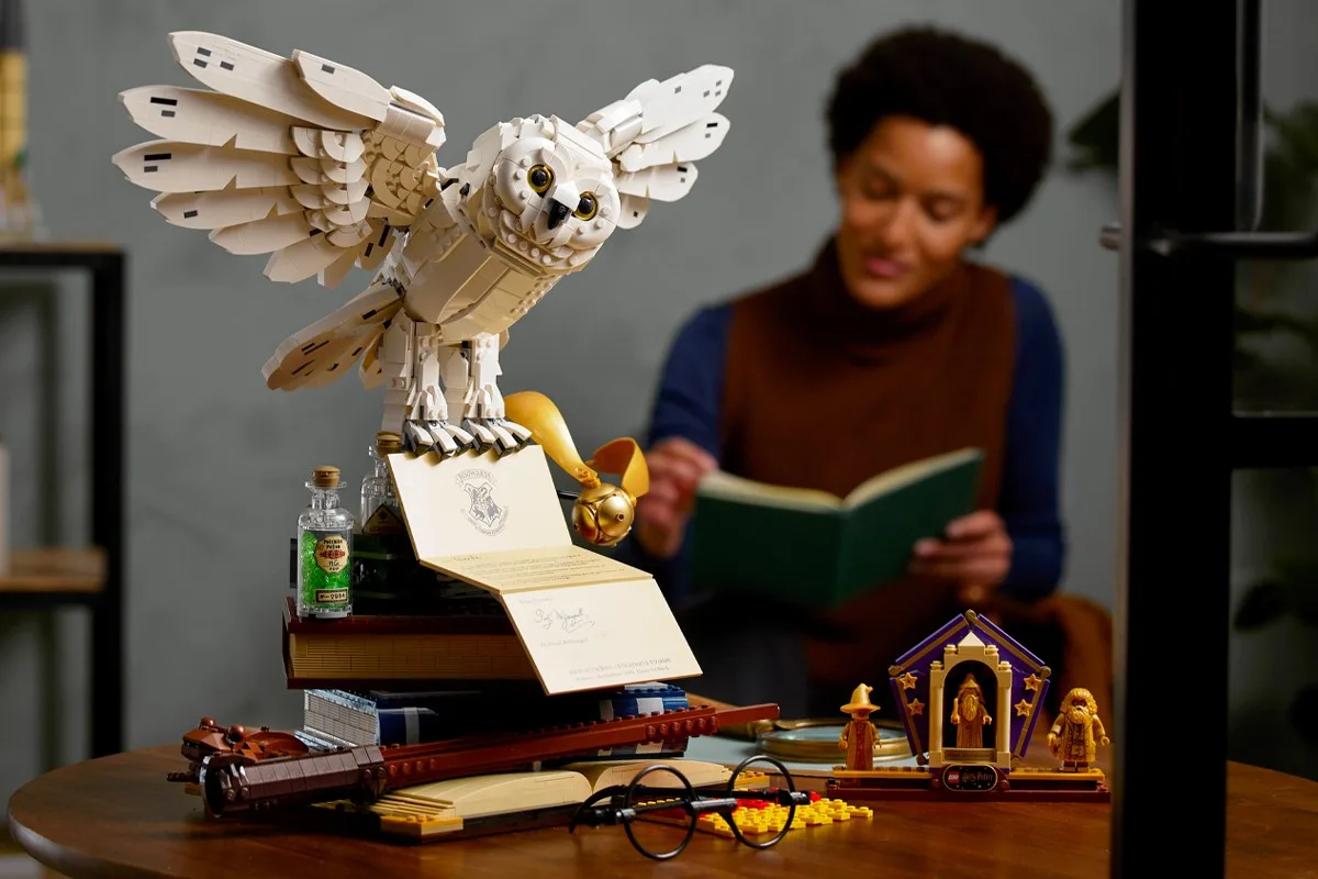 LEGO x Harry Potter Hogwarts Icons Collectors’ Edition Set