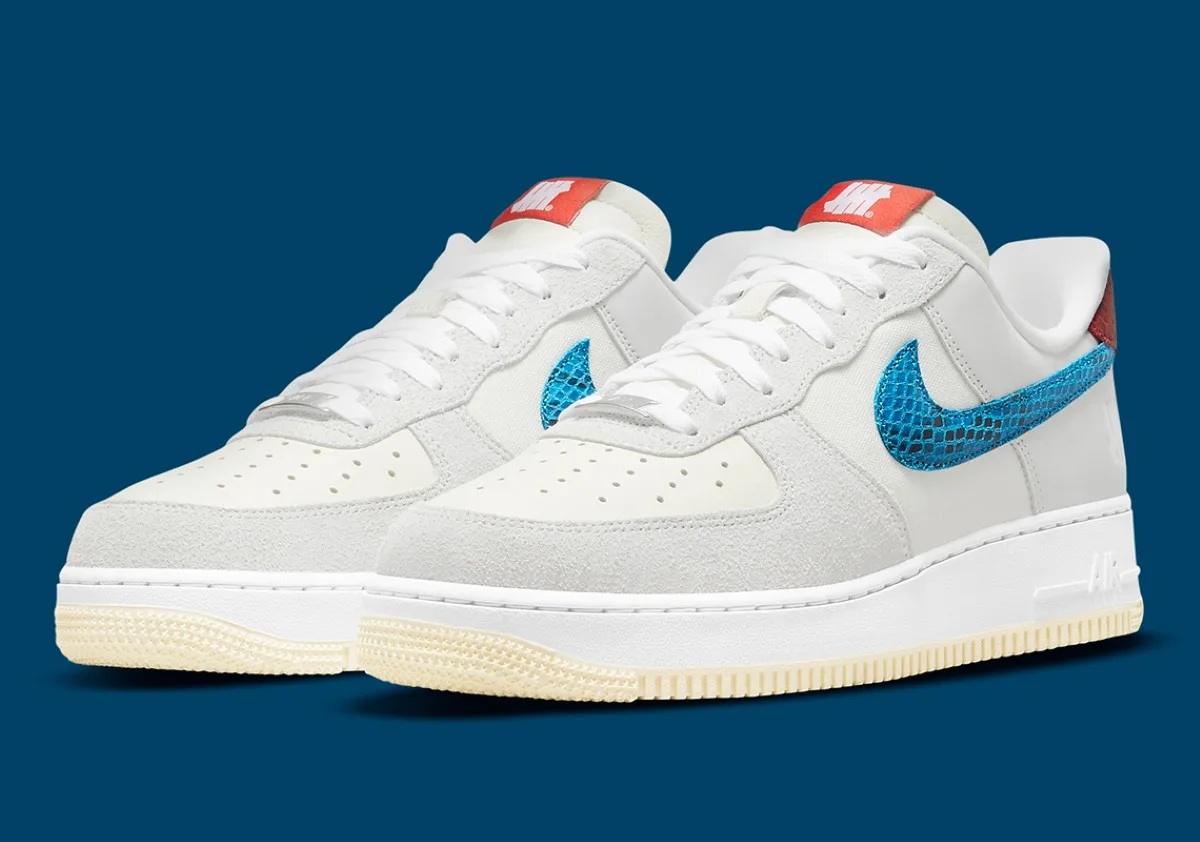 UNDEFEATED x Nike Air Force 1 "5 On It"