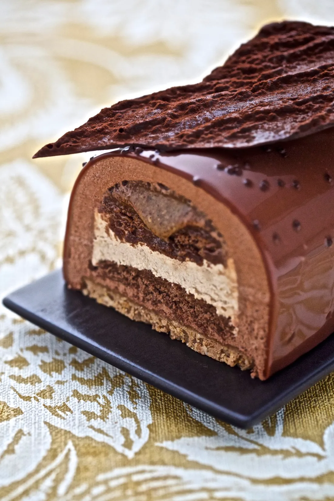 Bûches de Noël 2021 - Maison Christophe Michalak - Bûche Chocolat Pécan