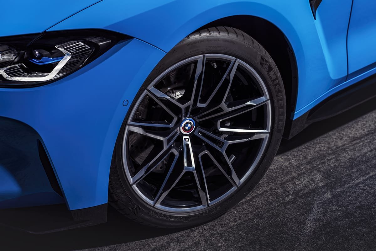Pour Ses 50 Ans BMW Motorsport Ressort Son Logo Mythique ESSENTIAL 
