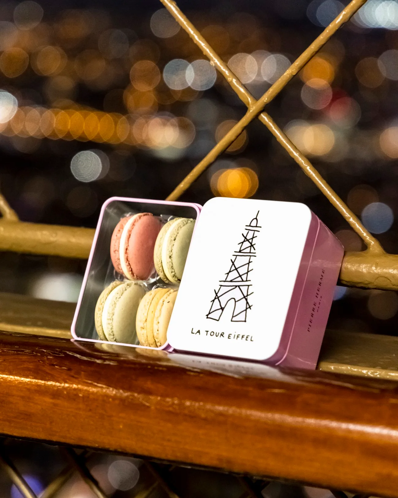 Pierre Hermé Paris x la Tour Eiffel
