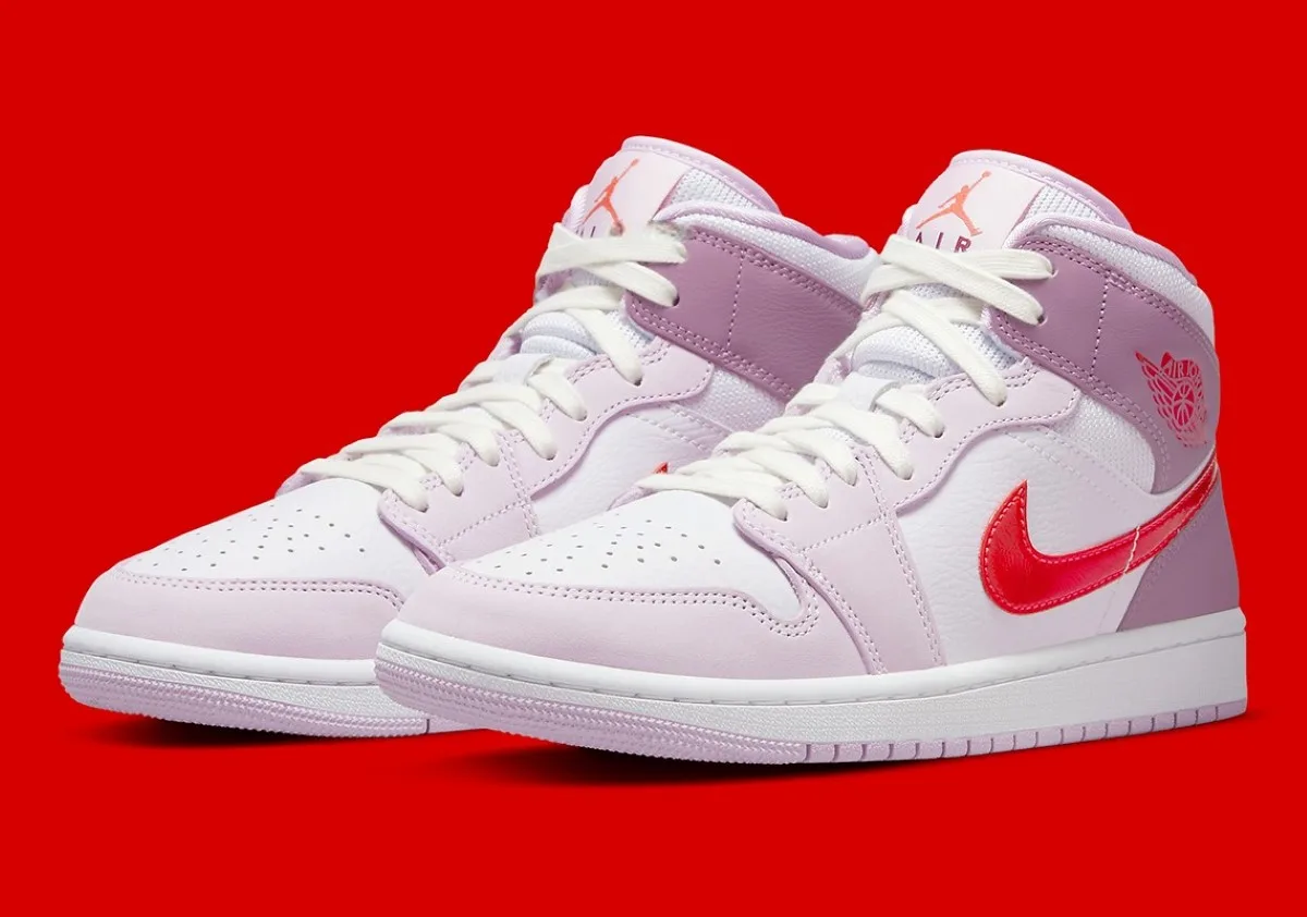 Air Jordan 1 Mid Saint Valentines Day 0