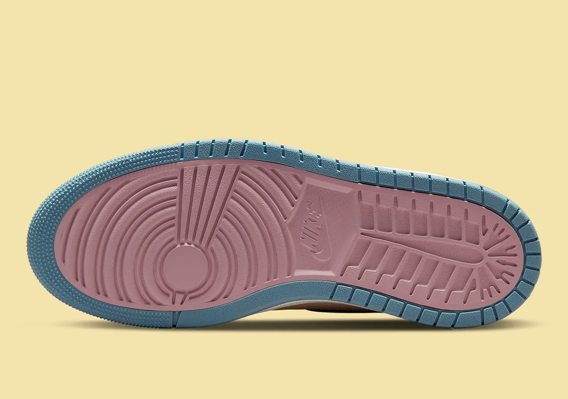 Air Jordan 1 Zoom CMFT "Celestine Blue"