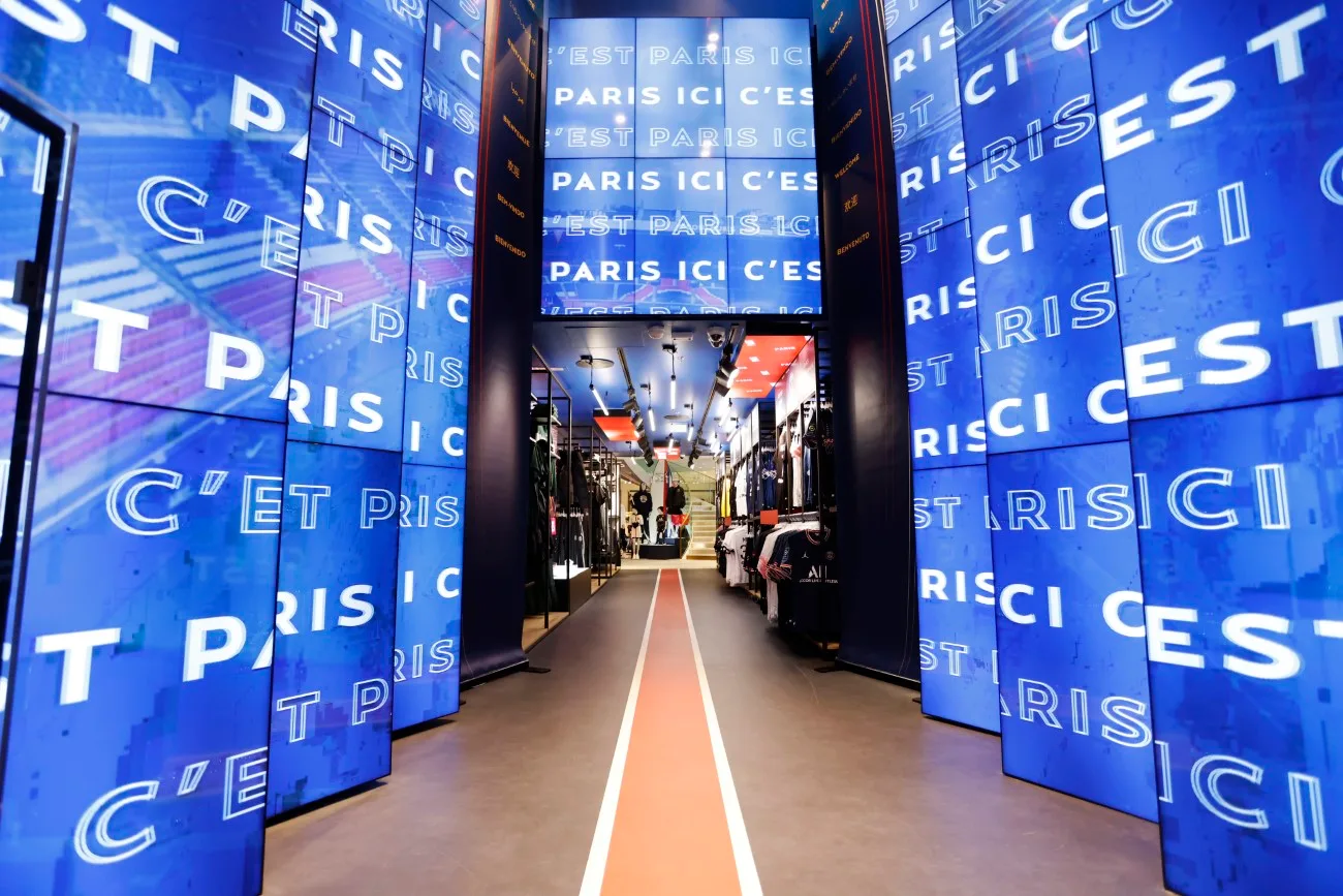 Le Paris Saint-Germain - Flagship Champs Élysées