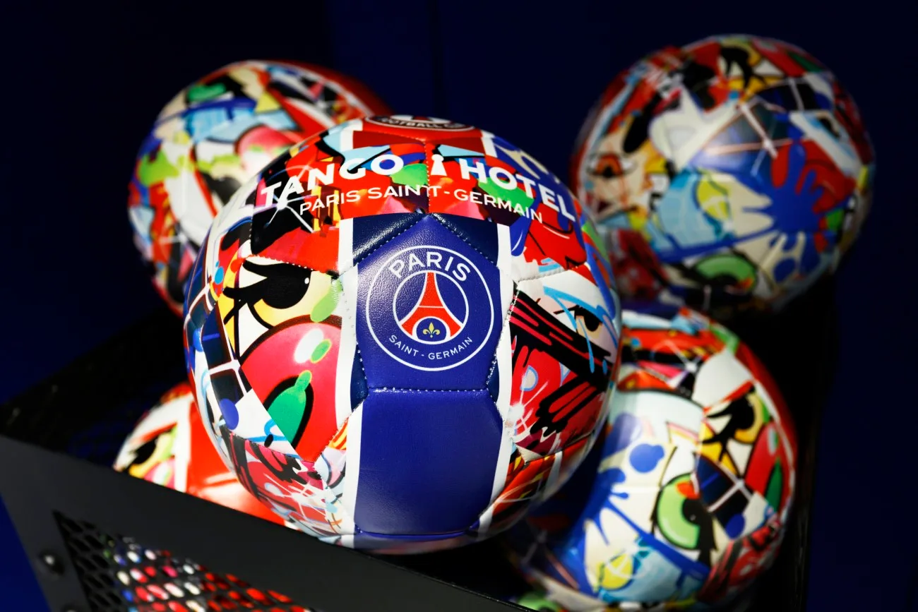 Le Paris Saint-Germain - Flagship Champs Élysées