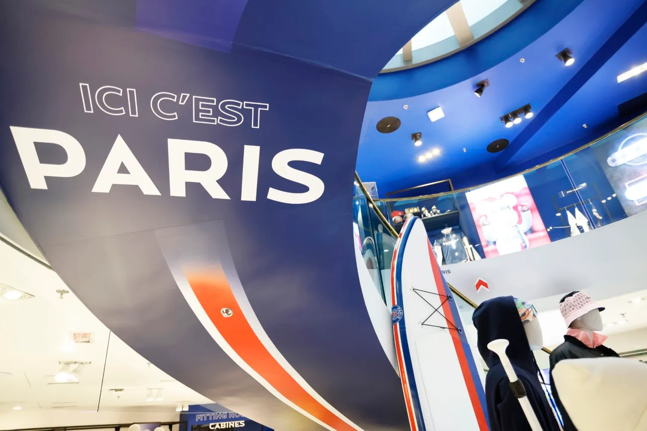 Le Paris Saint-Germain - Flagship Champs Élysées