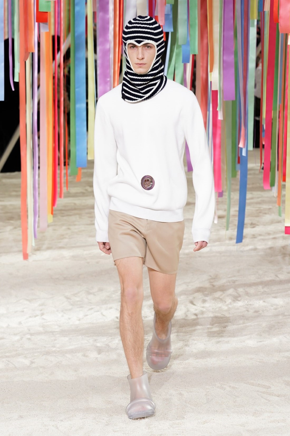 Loewe - Automne-Hiver 2022 - Paris Fashion Week