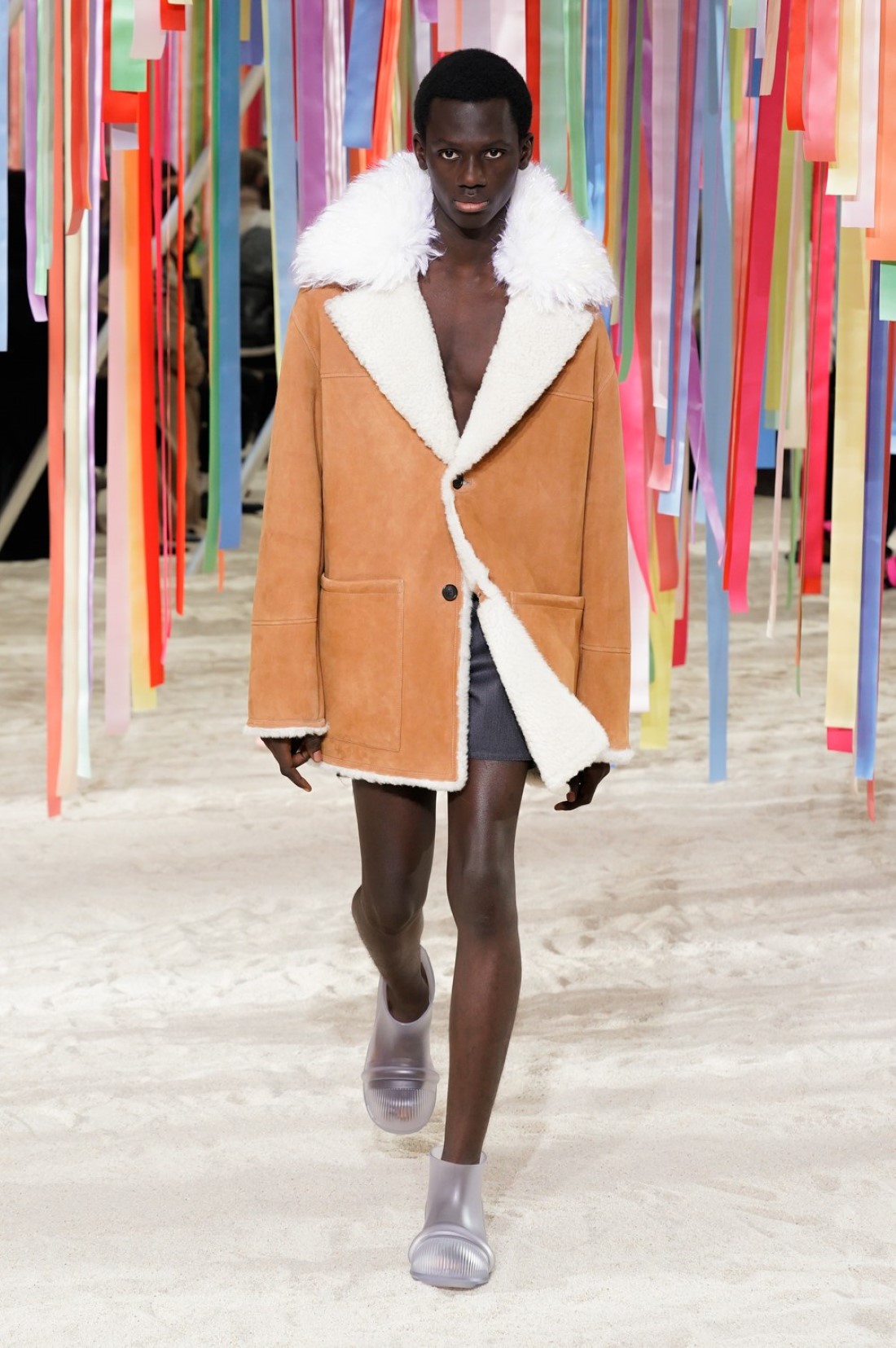 Loewe - Automne-Hiver 2022 - Paris Fashion Week