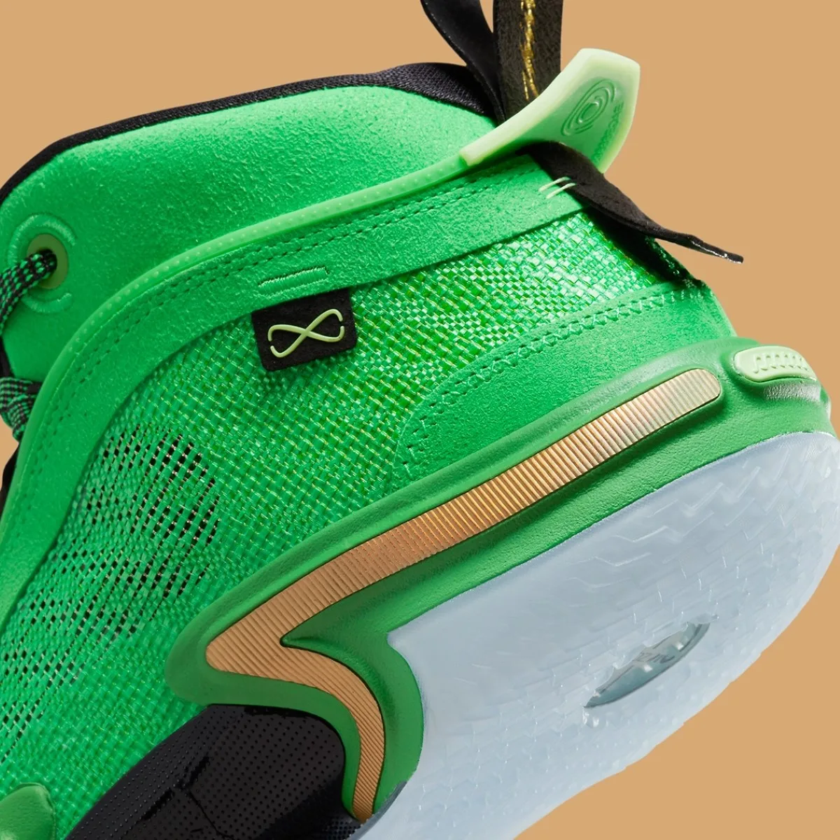 Air Jordan 36 "Green & Gold"