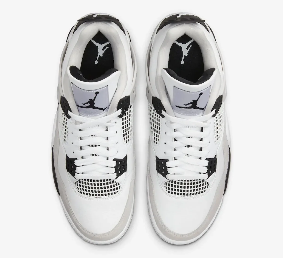 Air Jordan 4 "Military Black"