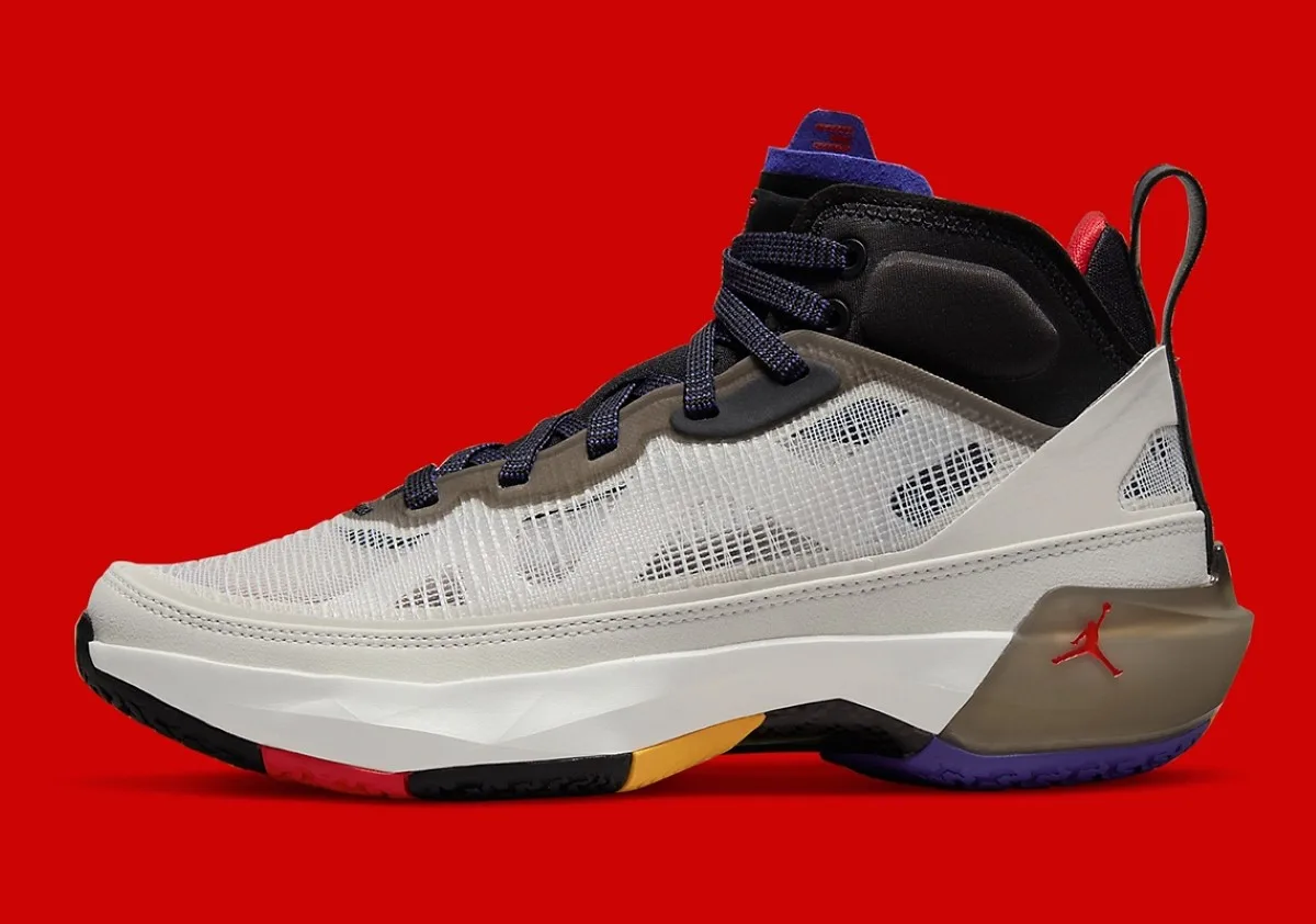 Air Jordan 37