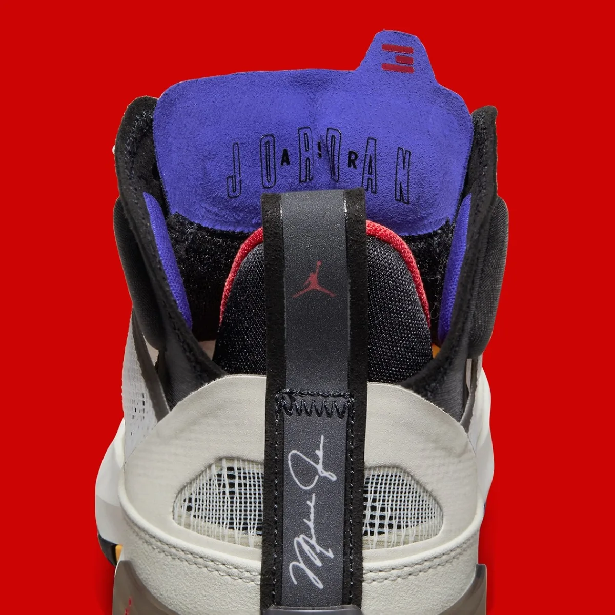 Air Jordan 37