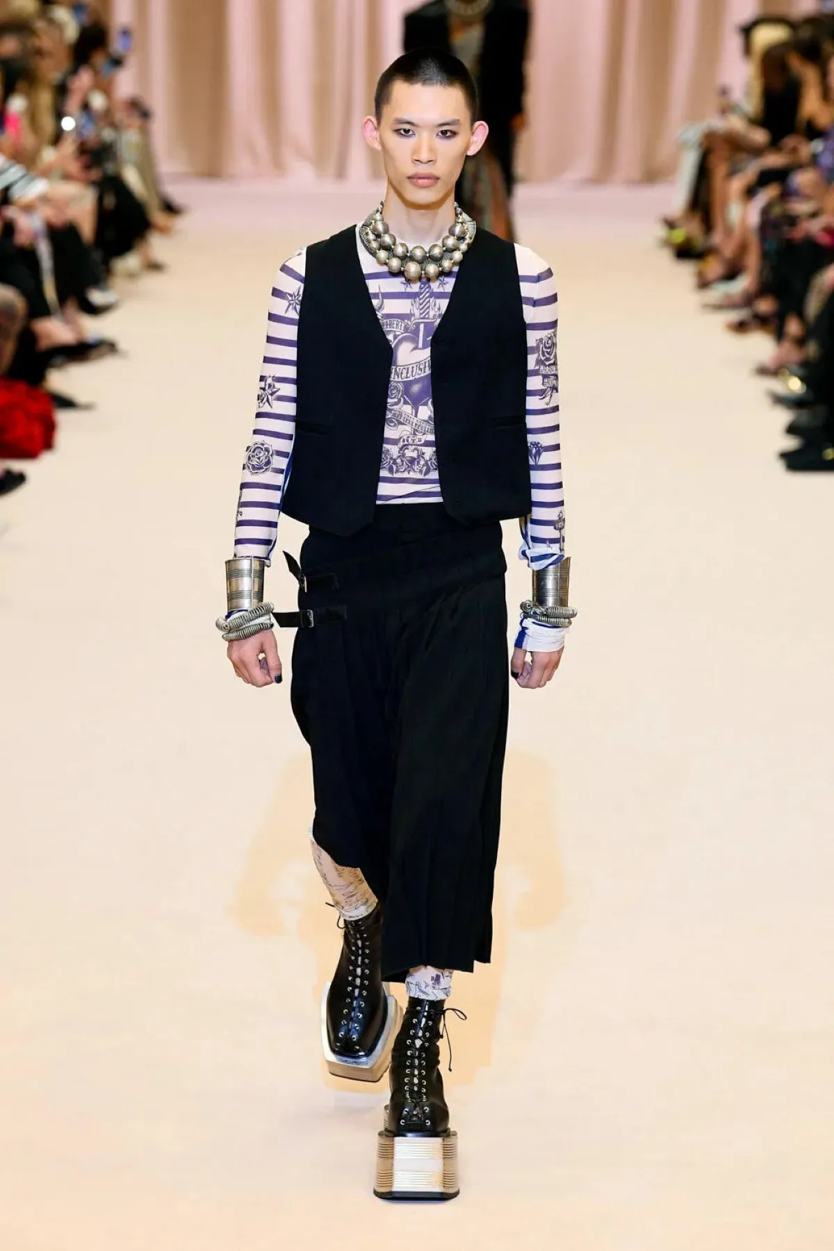 Jean Paul Gaultier Couture Automne 2022 par Olivier Rousteing