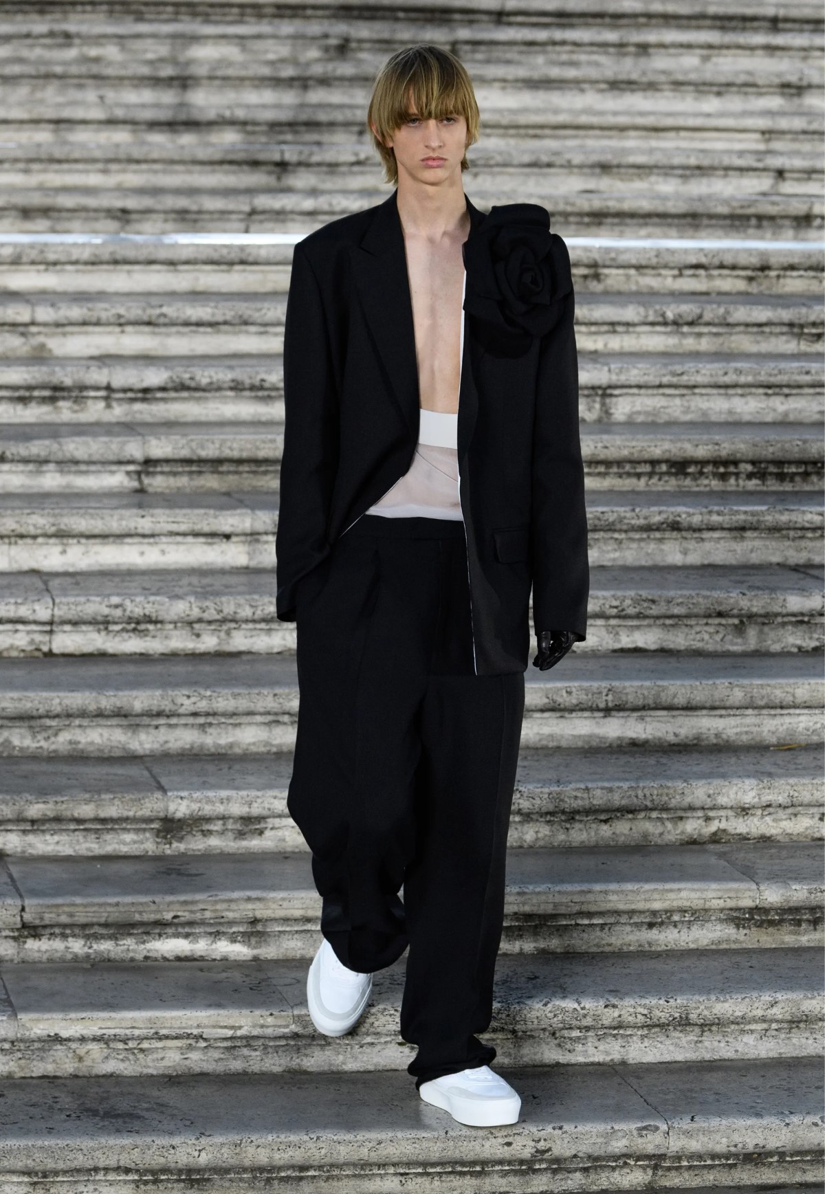 Valentino Haute Couture Fall Winter 2022 24 Valentino Couture - Automne 2022