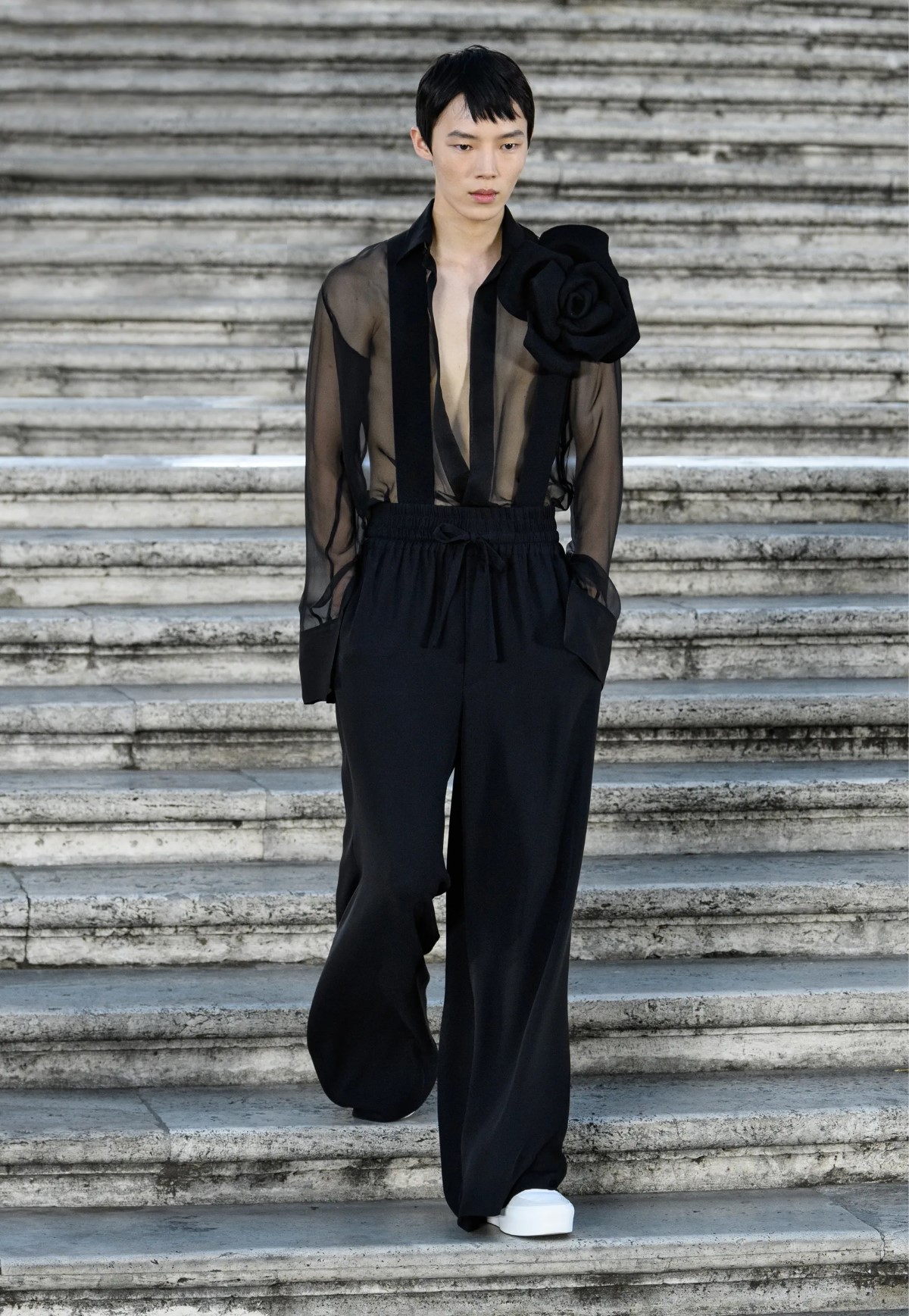 Valentino Haute Couture Fall Winter 2022 6 Valentino Couture - Automne 2022