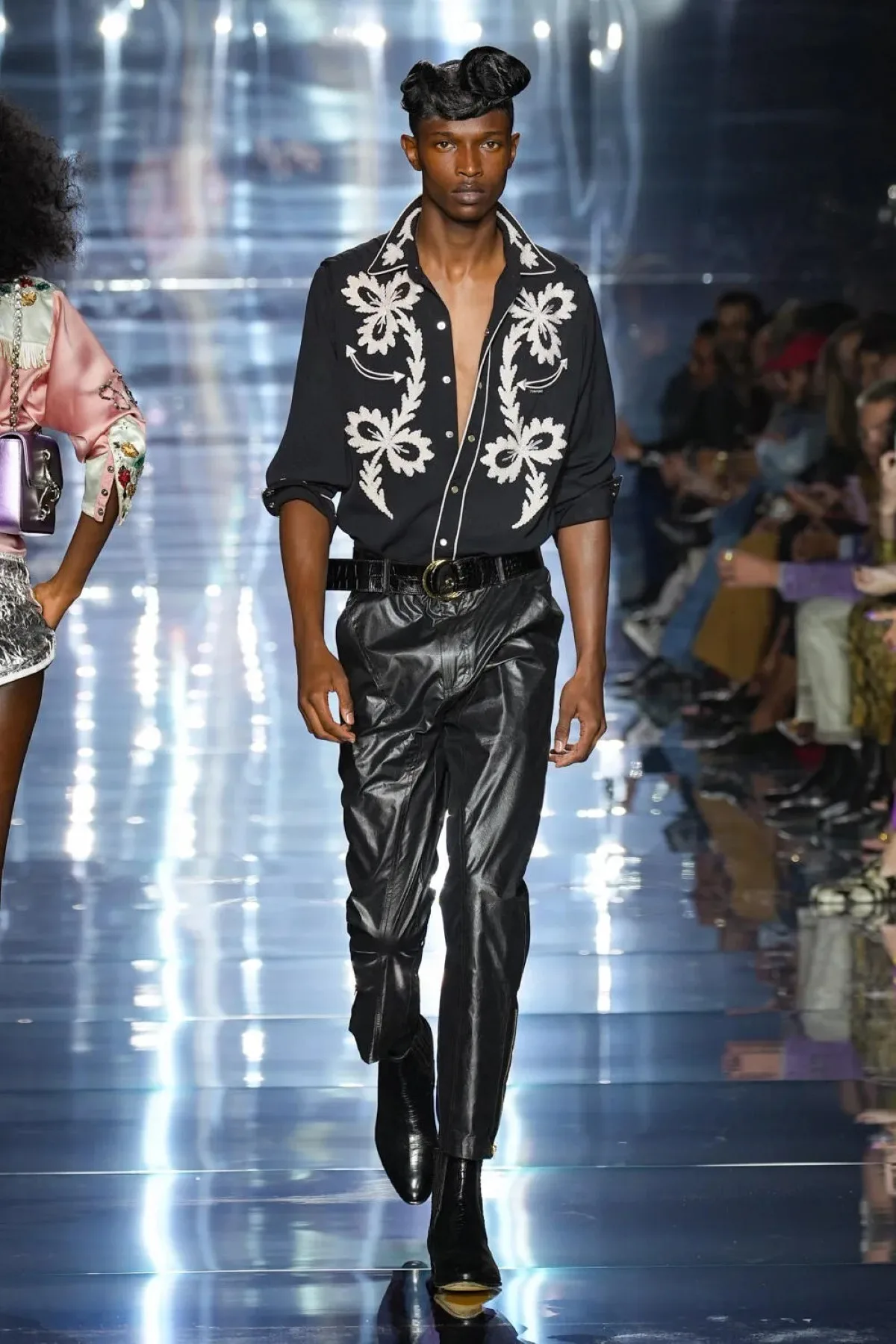 Tom Ford - Printemps-Été 2023 - New York Fashion Week