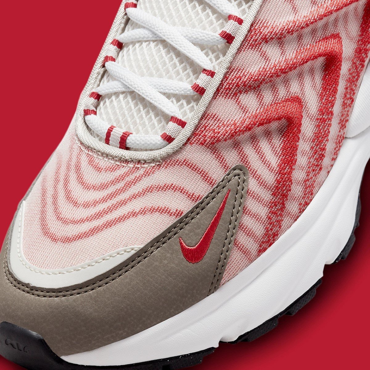 Nike Air Max TW "Red Clay"