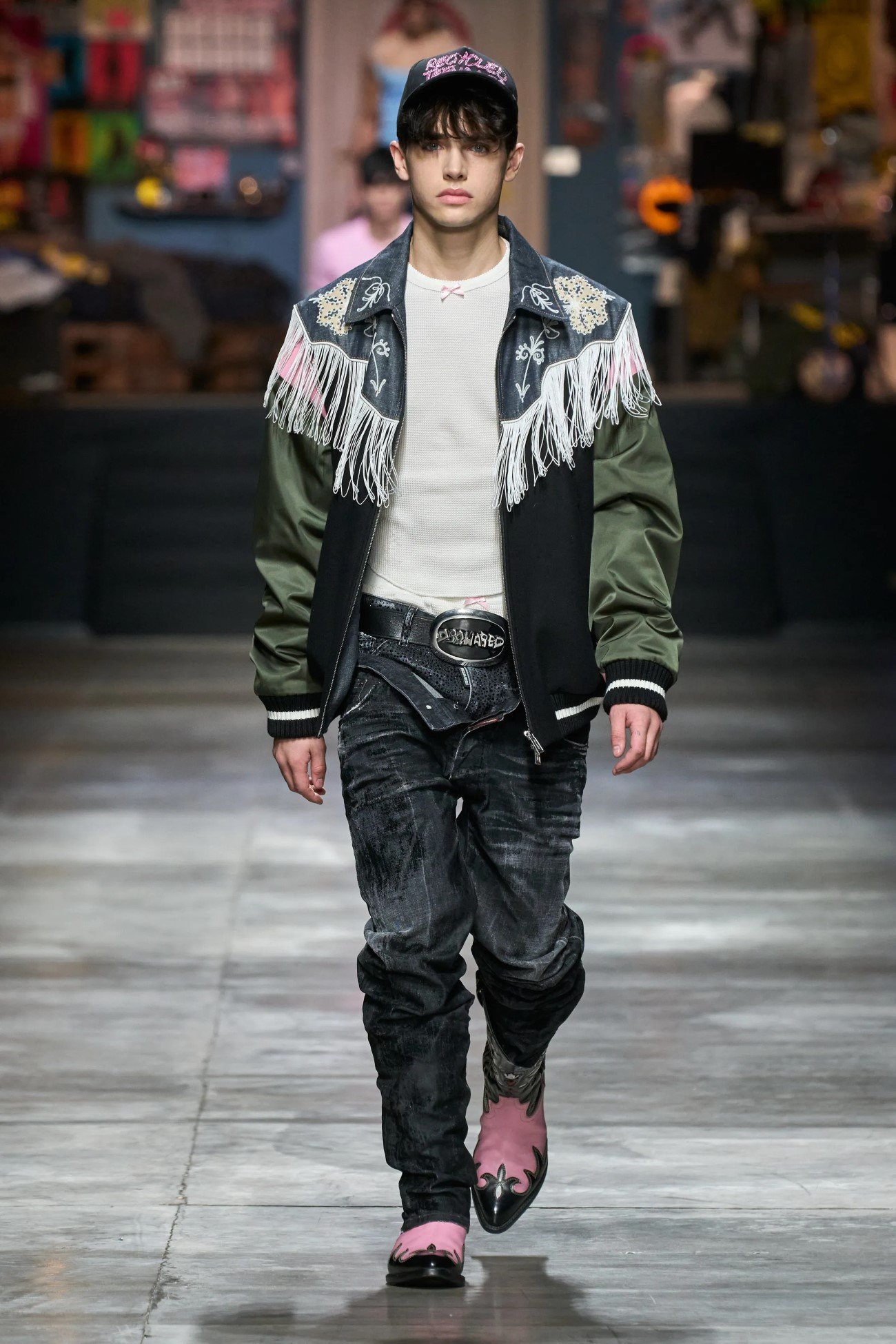 DSQUARED2 Automne/Hiver 20232024 Milan Fashion Week ESSENTIAL HOMME