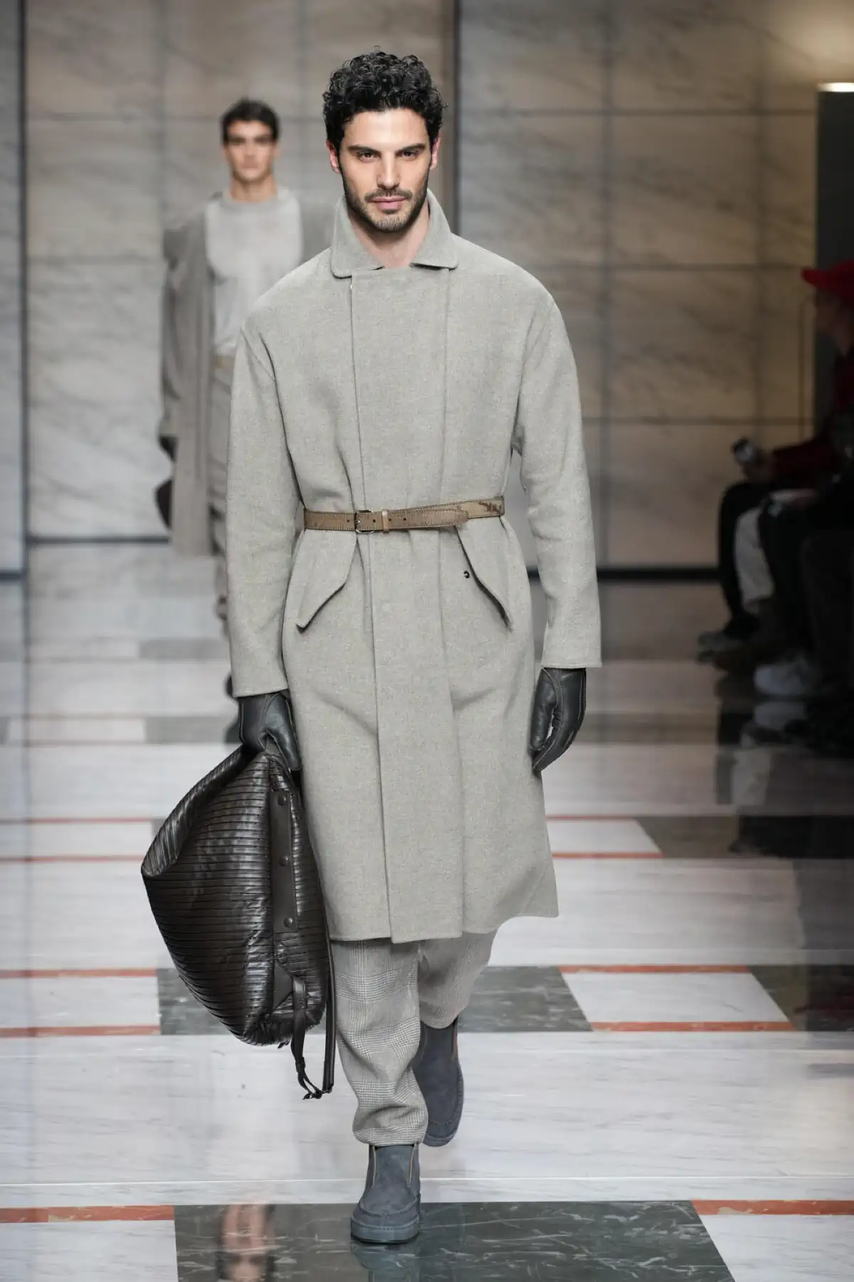 Giorgio Armani Fall Winter 2023 Milan Fashion Week Mens 20 Giorgio Armani - Automne-Hiver 2023 - Milan Fashion Week Men's