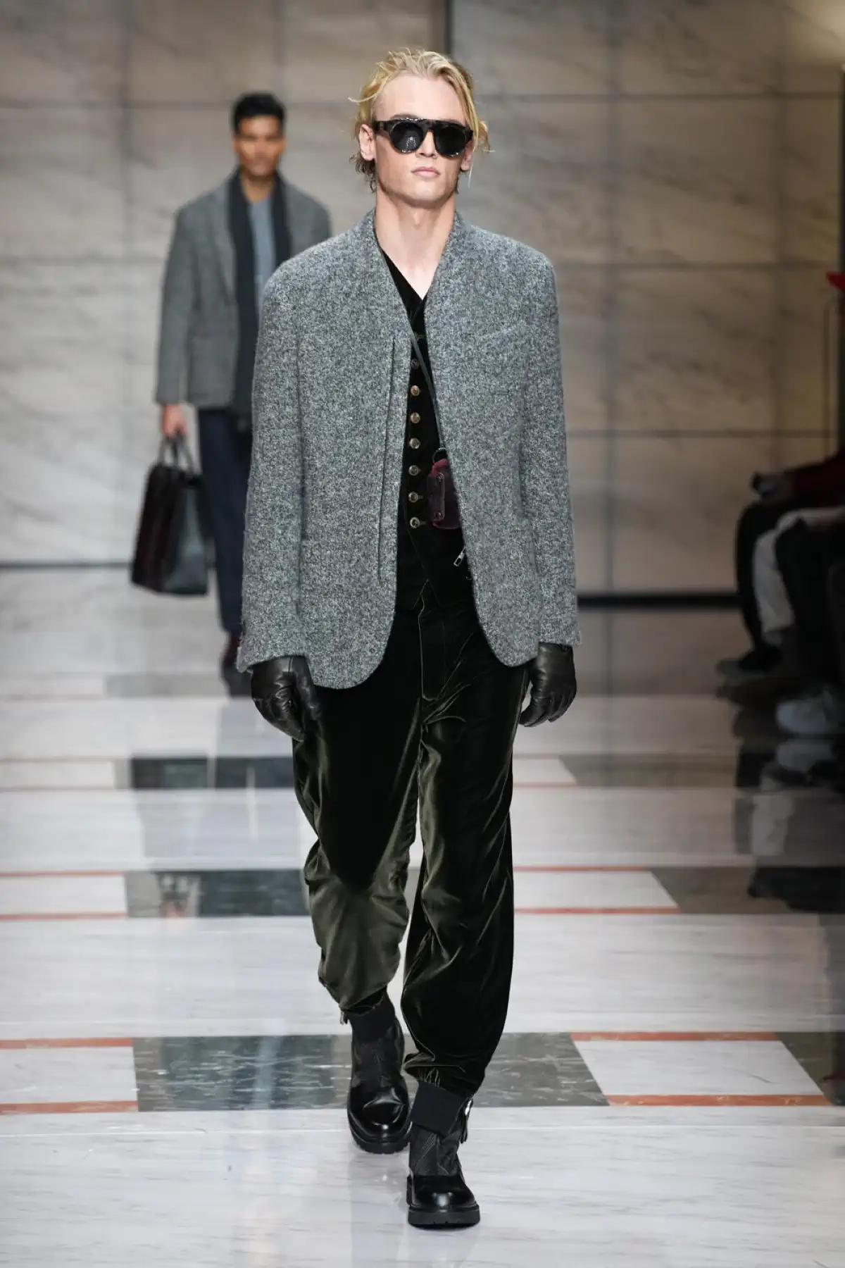 Giorgio Armani Fall Winter 2023 Milan Fashion Week Mens 35 Giorgio Armani - Automne-Hiver 2023 - Milan Fashion Week Men's