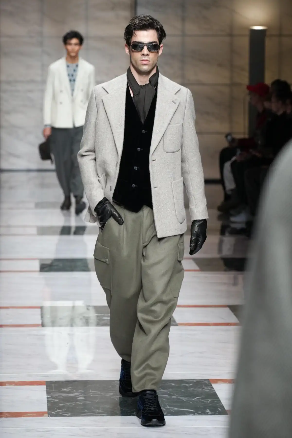 Giorgio Armani Fall Winter 2023 Milan Fashion Week Mens 9 Giorgio Armani - Automne-Hiver 2023 - Milan Fashion Week Men's