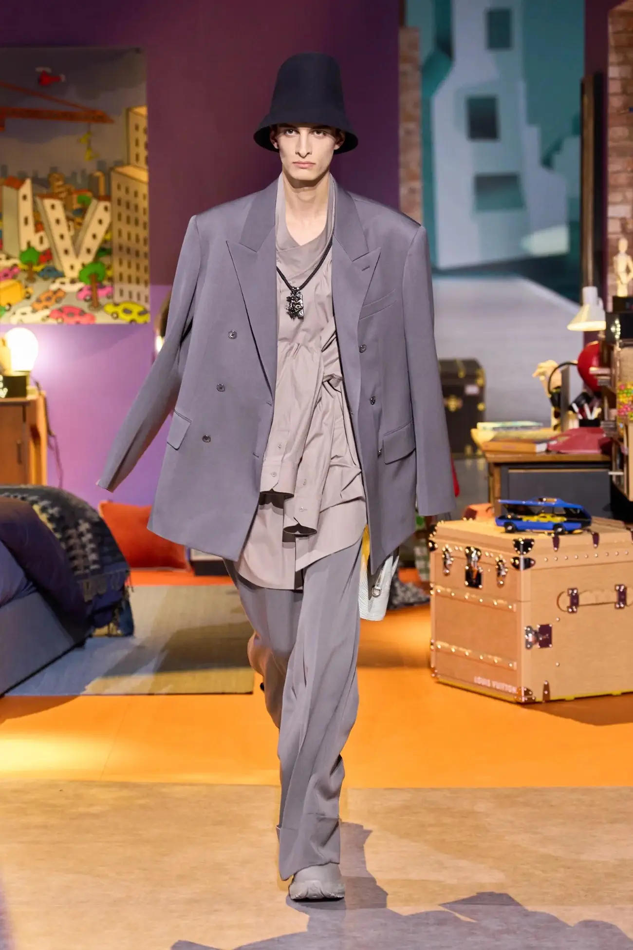 Louis Vuitton - Automne-Hiver 2023 - Paris Fashion Week Men's
